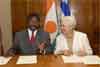 Signature des accords Qubec-Niger